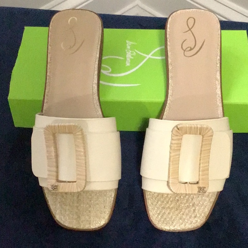 Sam Elderman, sandals